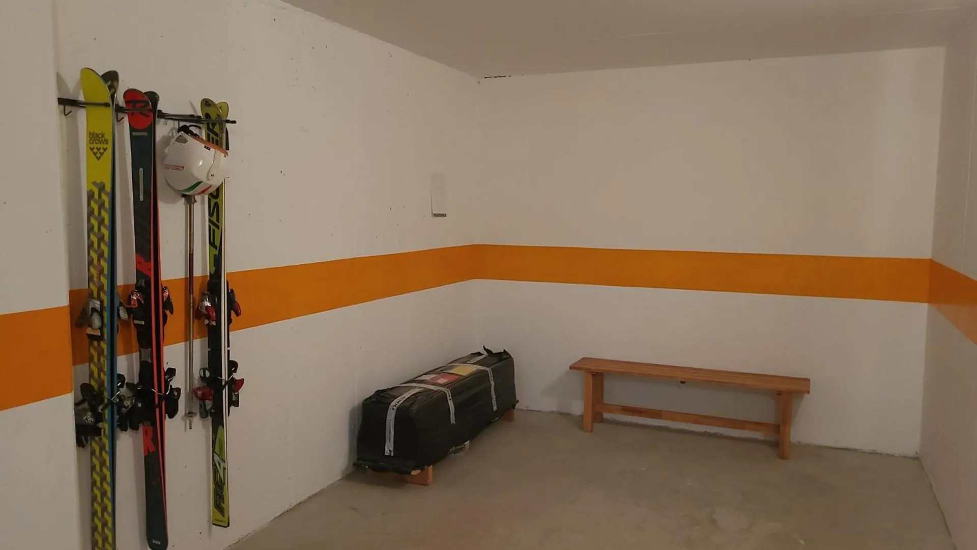 Apartment La Cascata Guest House Madesimo Italy